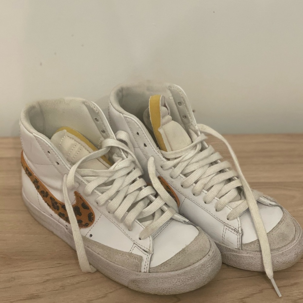 Nike Blazer Mid Leopard high top size 5